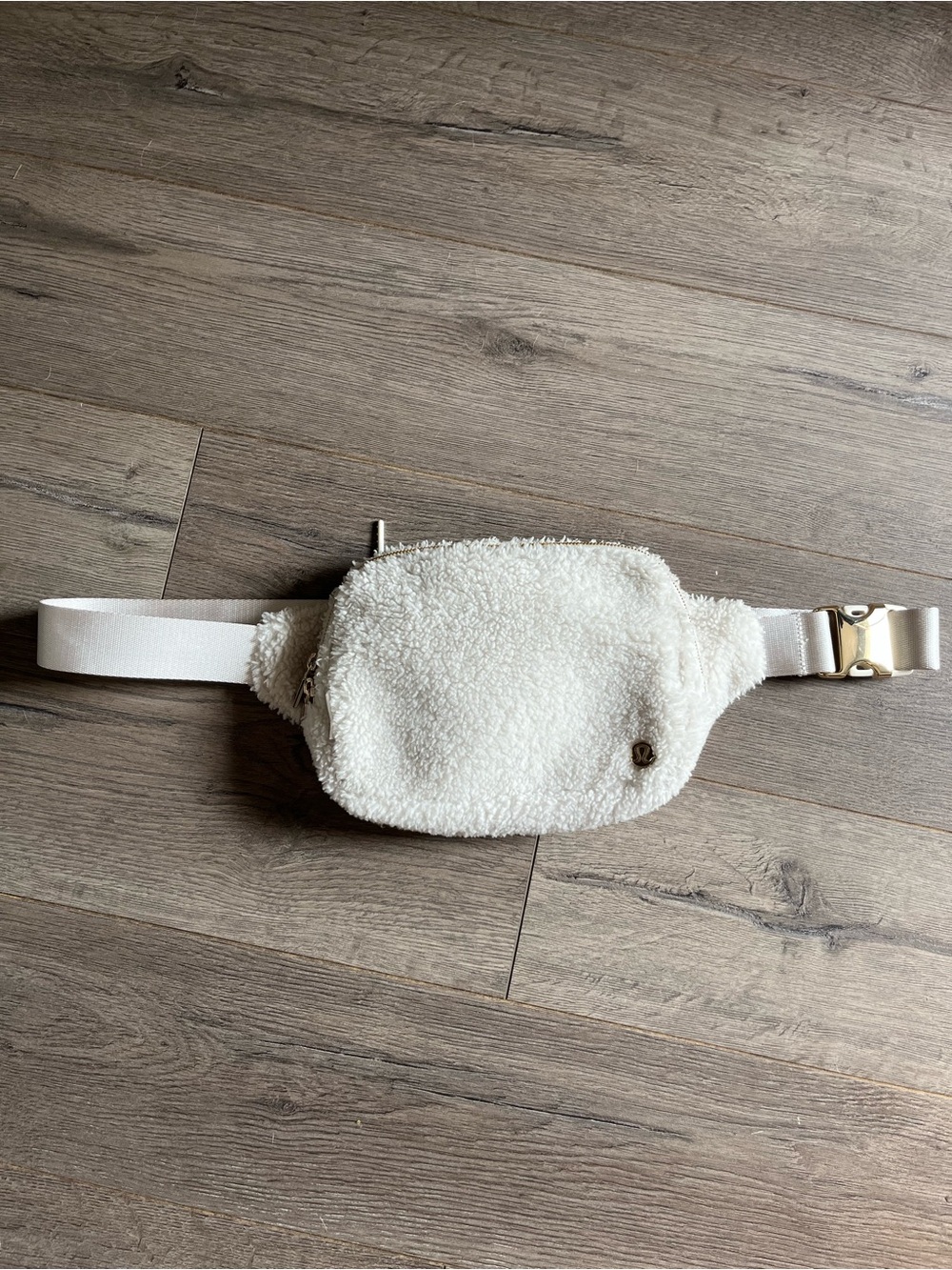 Lululemon Everywhere Belt Bag Cozy White Sherpa Fleece